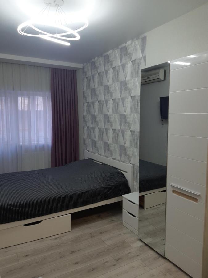 Apartmens On St. Fesenkovskaya 15 Carcóvia Exterior foto
